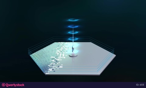 The 5G communications tower is being built and expanding its area of influence video 655